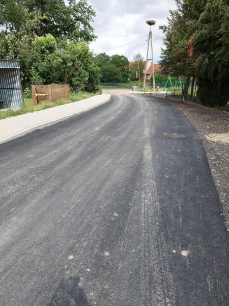 Trzy drogi na terenie gminy Udanin oddane do użytku
