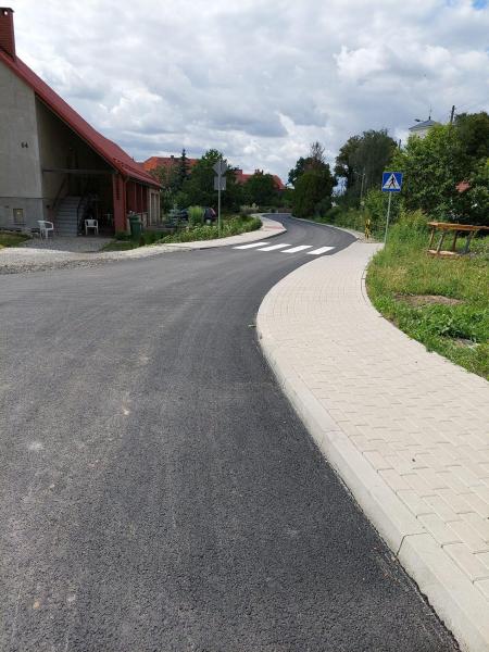 Trzy drogi na terenie gminy Udanin oddane do użytku