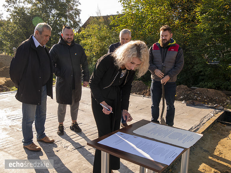 Wmurowano kamień węgielny w budynek remizy strażackiej w Bogdanowie