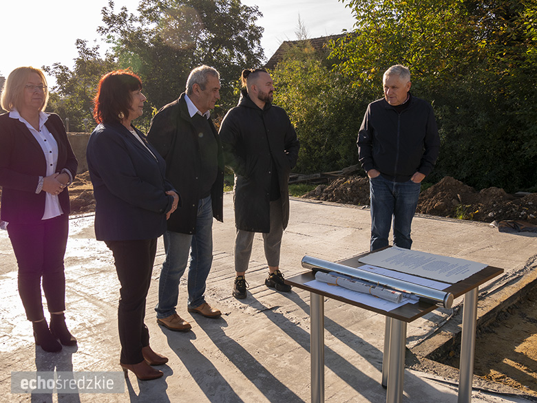Wmurowano kamień węgielny w budynek remizy strażackiej w Bogdanowie