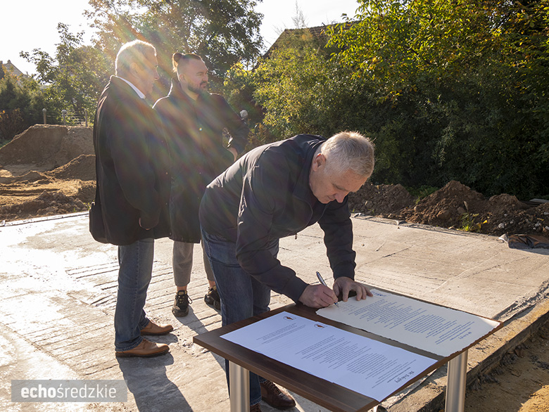 Wmurowano kamień węgielny w budynek remizy strażackiej w Bogdanowie