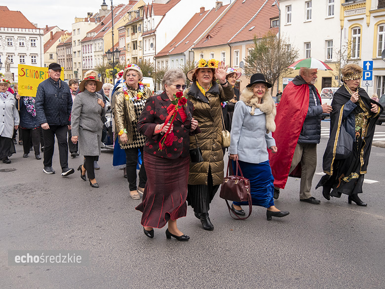 "Wiosna Jesienią" pod takim hasłem obchodzono Powiatowy Dzień Seniora