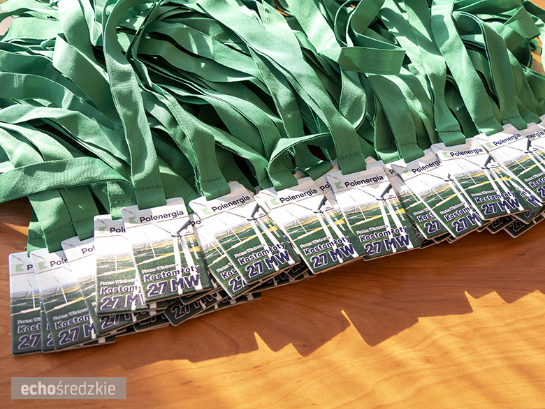 Zwieńczenie budowy farmy wiatrowej w Kostomłotach