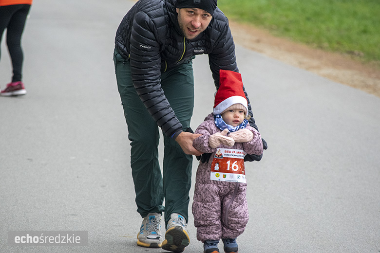 Mikołajkowy bieg w Wilkszynie
