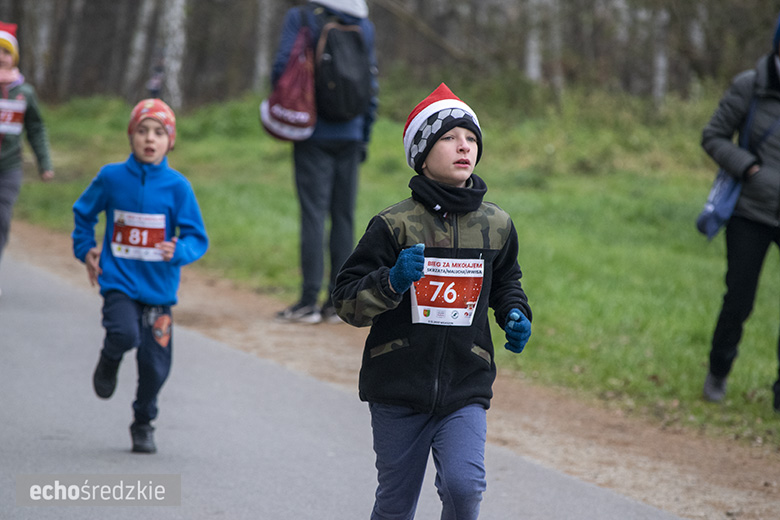 Mikołajkowy bieg w Wilkszynie