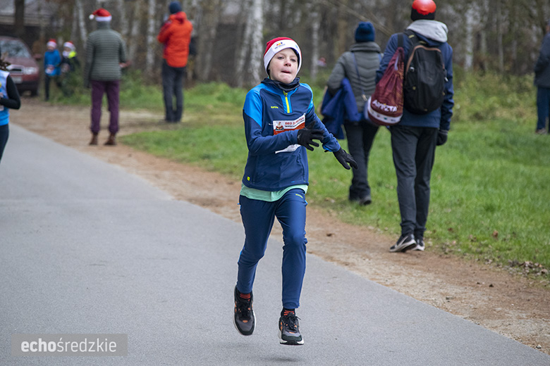 Mikołajkowy bieg w Wilkszynie