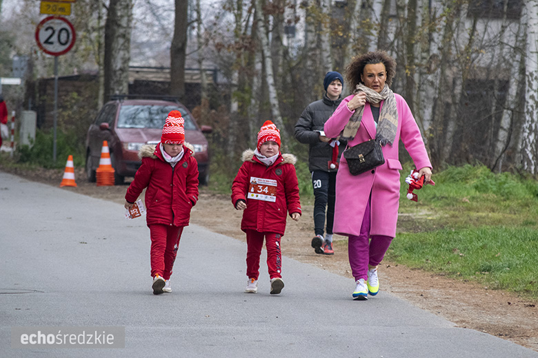 Mikołajkowy bieg w Wilkszynie