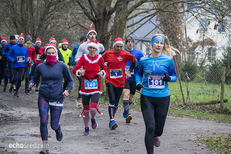 Mikołajkowy bieg w Wilkszynie