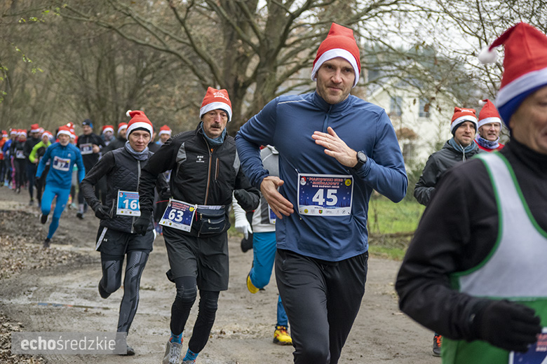 Mikołajkowy bieg w Wilkszynie