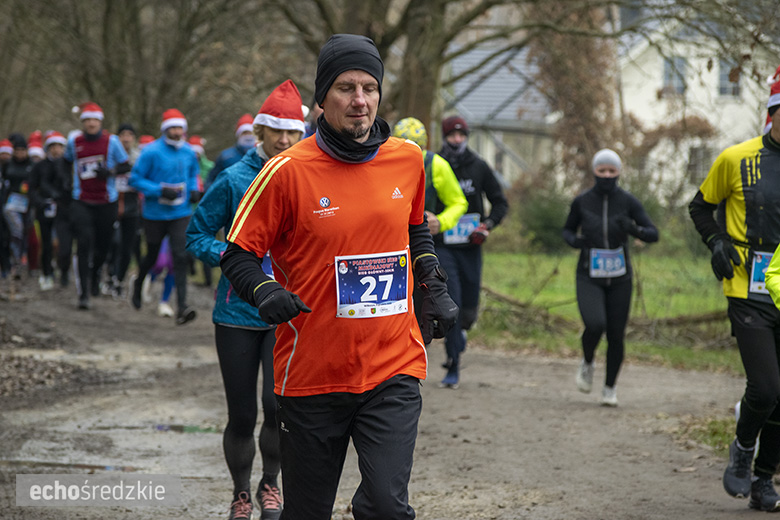 Mikołajkowy bieg w Wilkszynie