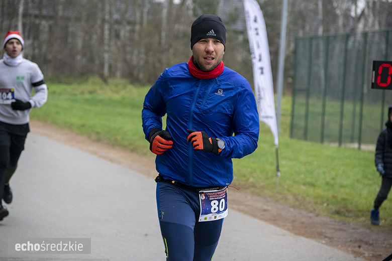 Mikołajkowy bieg w Wilkszynie