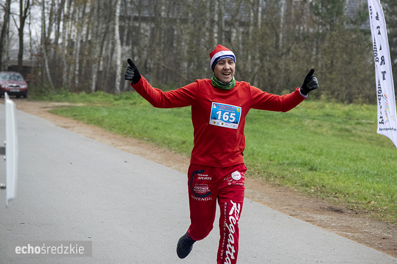Mikołajkowy bieg w Wilkszynie