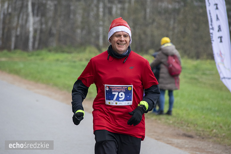 Mikołajkowy bieg w Wilkszynie