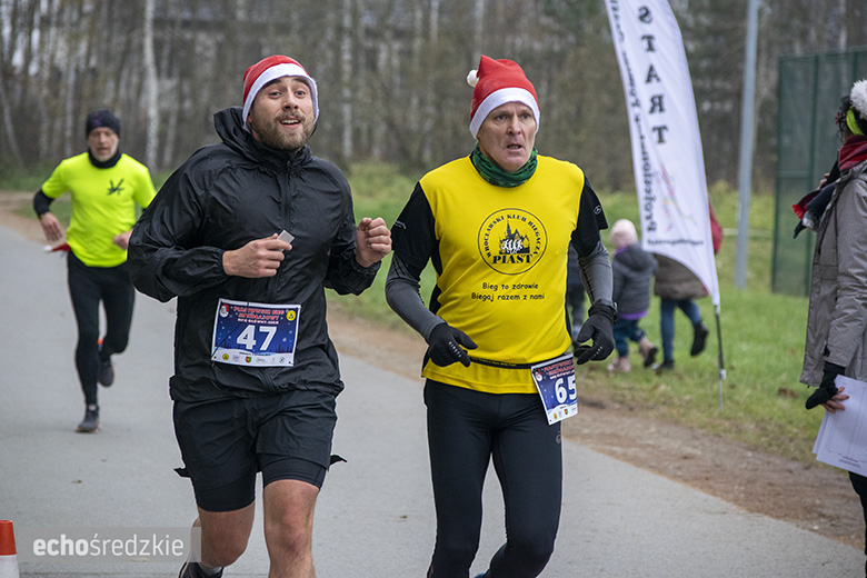 Mikołajkowy bieg w Wilkszynie