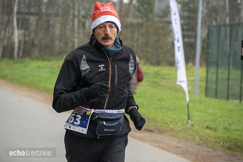 Mikołajkowy bieg w Wilkszynie
