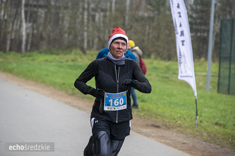 Mikołajkowy bieg w Wilkszynie