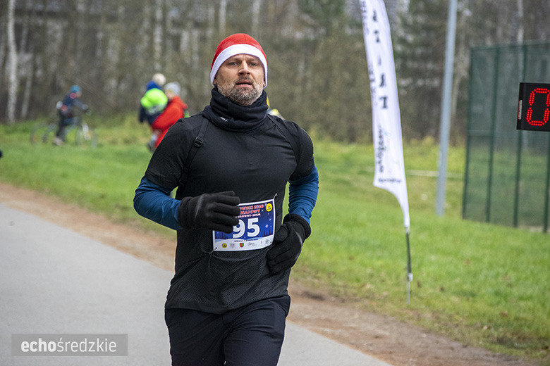 Mikołajkowy bieg w Wilkszynie