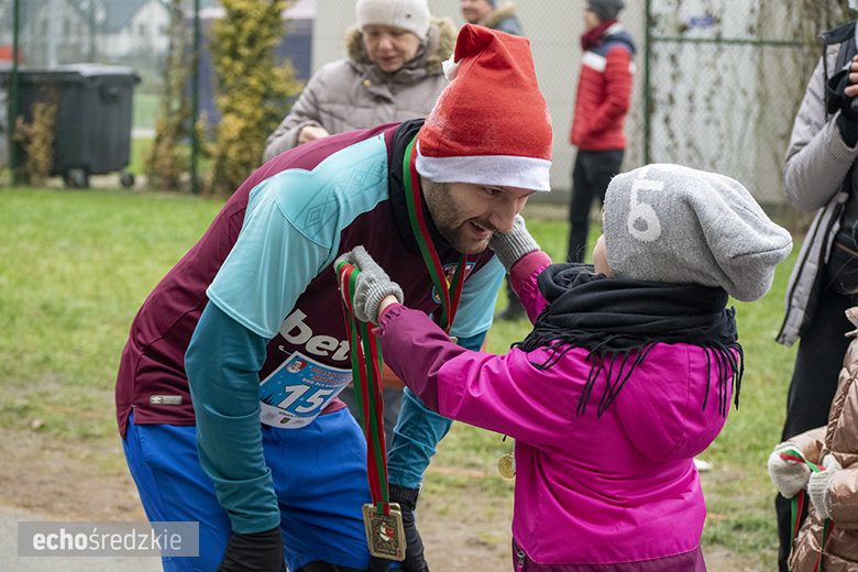 Mikołajkowy bieg w Wilkszynie