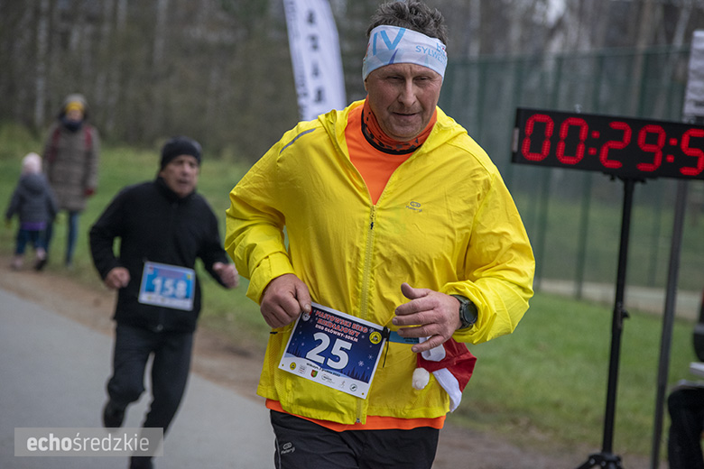 Mikołajkowy bieg w Wilkszynie