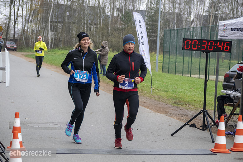 Mikołajkowy bieg w Wilkszynie