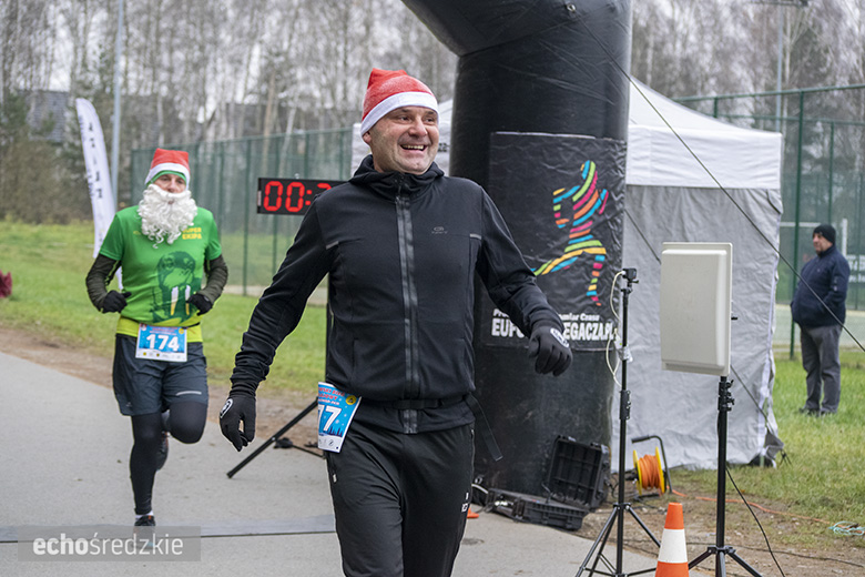 Mikołajkowy bieg w Wilkszynie