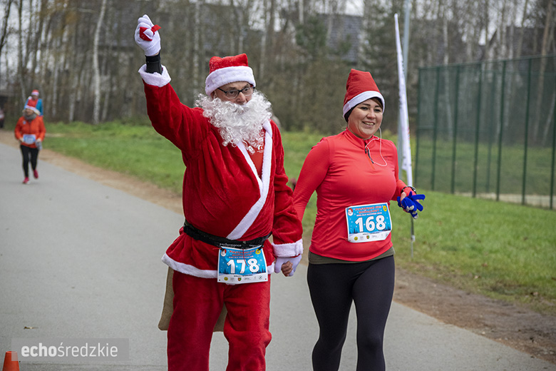 Mikołajkowy bieg w Wilkszynie