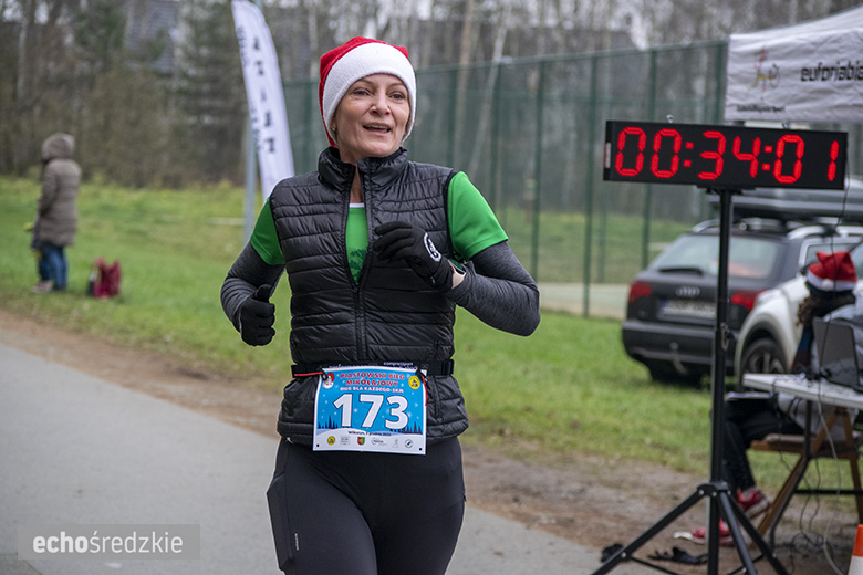 Mikołajkowy bieg w Wilkszynie