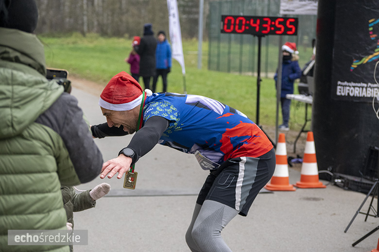 Mikołajkowy bieg w Wilkszynie