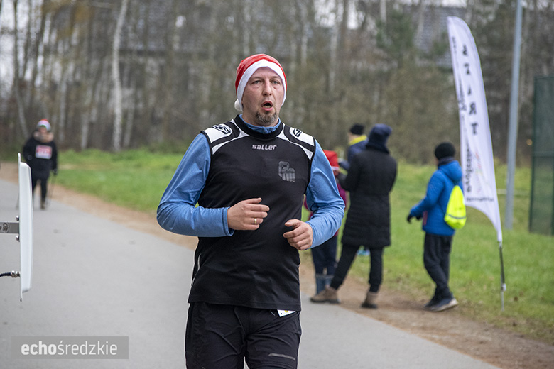 Mikołajkowy bieg w Wilkszynie