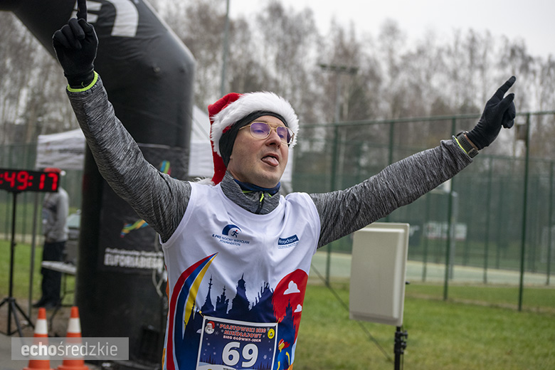 Mikołajkowy bieg w Wilkszynie