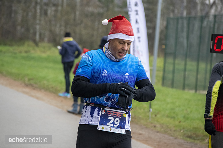 Mikołajkowy bieg w Wilkszynie
