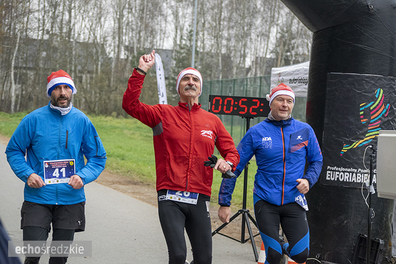 Mikołajkowy bieg w Wilkszynie