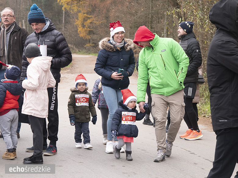 Mikołajkowy bieg w Wilkszynie