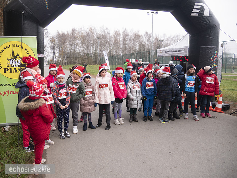 Mikołajkowy bieg w Wilkszynie