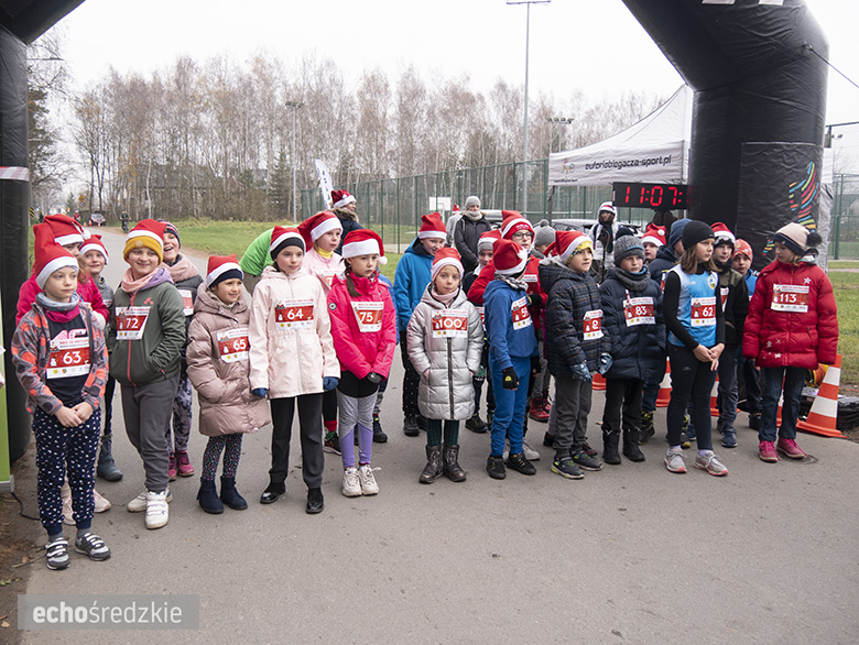 Mikołajkowy bieg w Wilkszynie