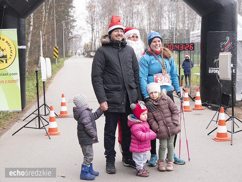Mikołajkowy bieg w Wilkszynie