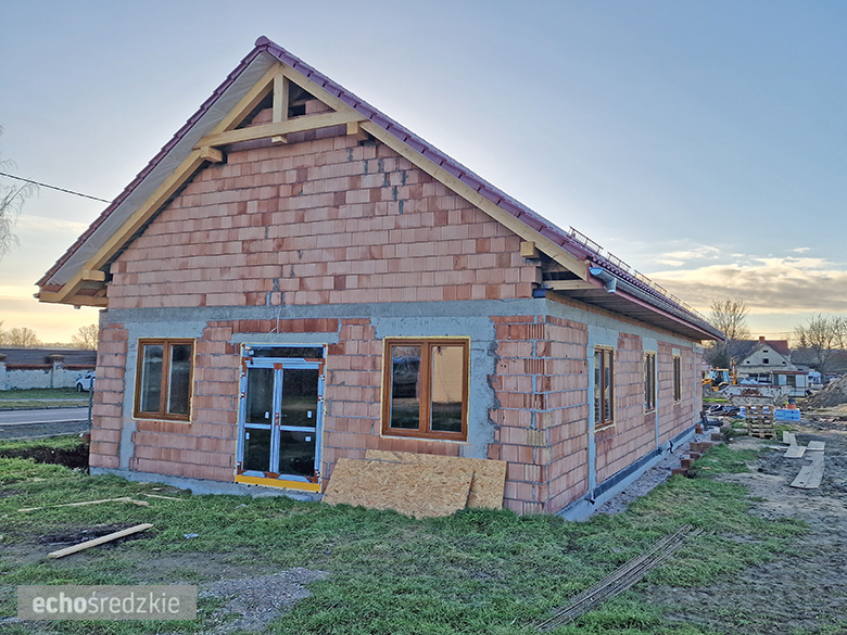 Budowa świetlicy wiejskiej w Chmielowie