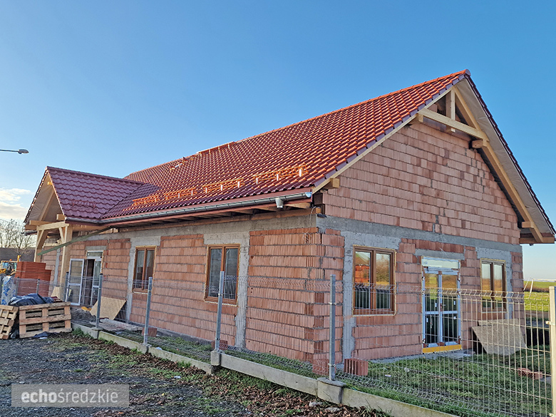Budowa świetlicy wiejskiej w Chmielowie