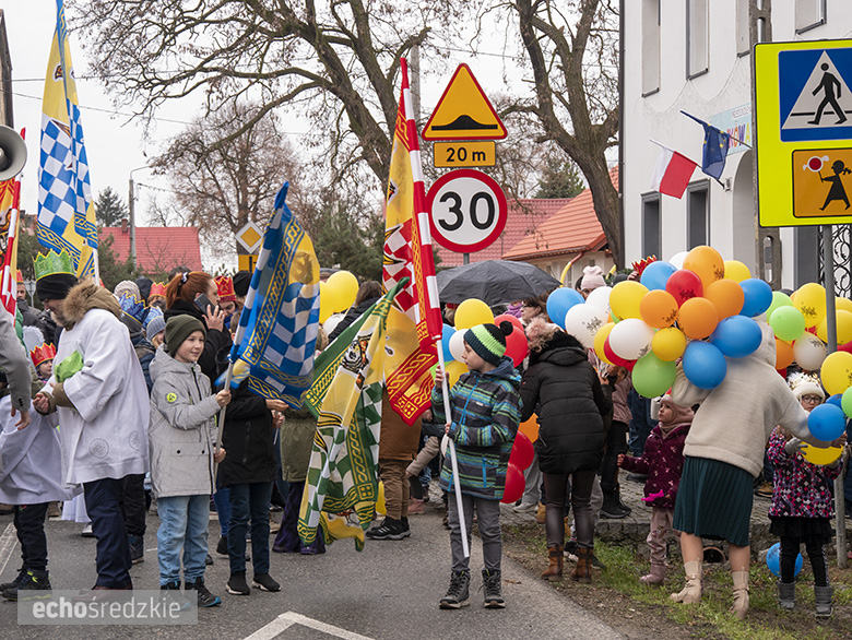 Orszak Trzech Króli przeszedł ulicami Lutyni