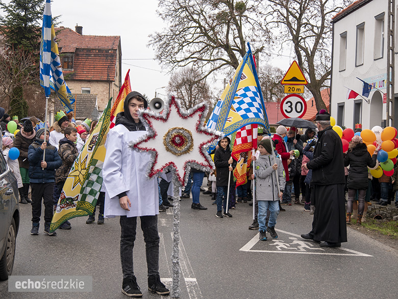 Orszak Trzech Króli przeszedł ulicami Lutyni