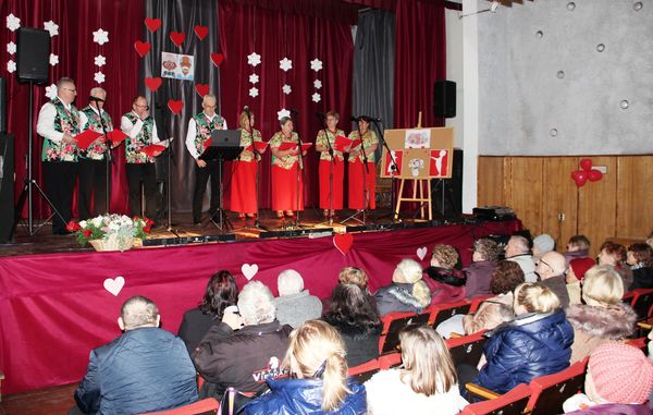 Dzień Babci i Dziadka w Gminnym Ośrodku Kultury w Kostomłotach