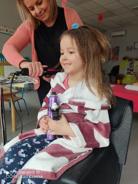 Dzień Kobiet w grupie Pszczółki