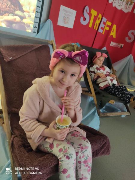 Dzień Kobiet w grupie Pszczółki