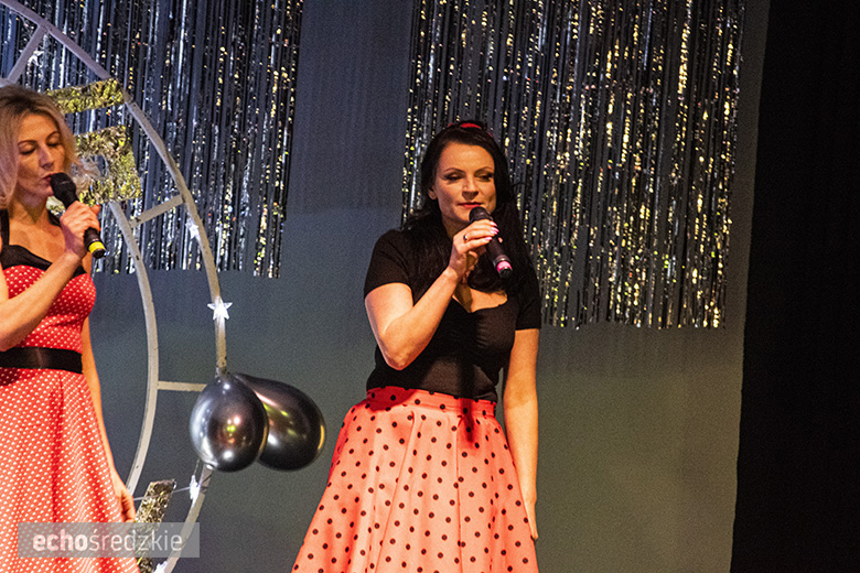 Dzień Kobiet z największymi przebojami Elvisa