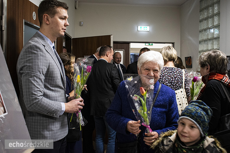 Dzień Kobiet z największymi przebojami Elvisa