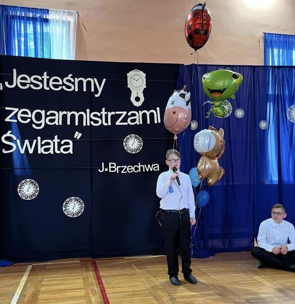 Przyjęcie sztandaru w Szkole Podstawowej im. Jana Brzechwy w Mieczkowie 