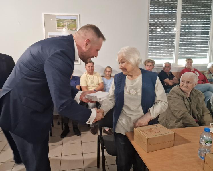 Opaski bezpieczeństwa dla seniorów