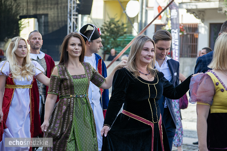 Deptanie winogron tradycyjnie rozpoczęło tegoroczne Święto Wina. Poznaliśmy Miss Winnego Grona