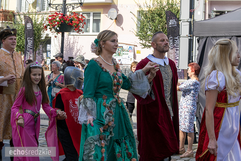 Deptanie winogron tradycyjnie rozpoczęło tegoroczne Święto Wina. Poznaliśmy Miss Winnego Grona