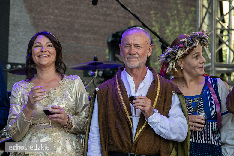Deptanie winogron tradycyjnie rozpoczęło tegoroczne Święto Wina. Poznaliśmy Miss Winnego Grona